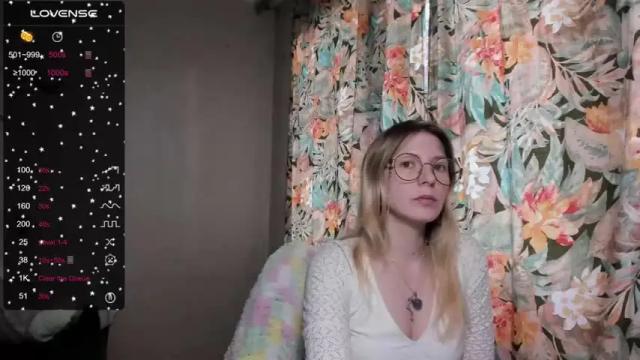 Image 2 of clairesemwincheste Stream on Chaturbate on 20 months ago
