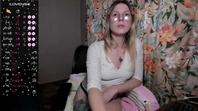 Image 8 of clairesemwincheste Stream on Chaturbate on 20 months ago