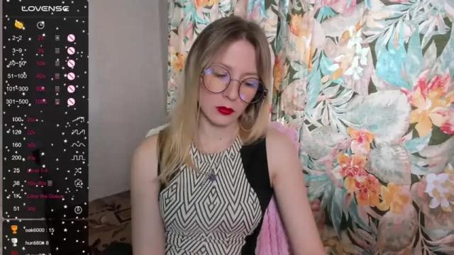 Image 3 of clairesemwincheste Stream on Chaturbate on 20 months ago