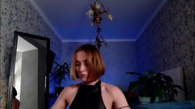 Image 3 of clara_bendover Stream on Chaturbate on 1 month ago