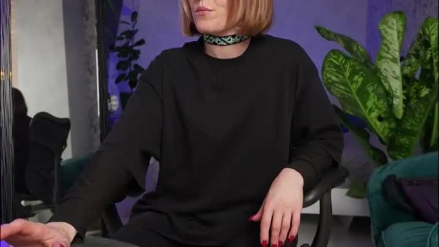 Image 4 of clara_bendover Stream on Chaturbate on 1 month ago