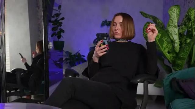 Image 6 of clara_bendover Stream on Chaturbate on 1 month ago