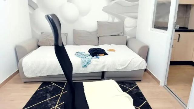 Thumbnail 1, claraboobies's Stream at Chaturbate, 2 months ago