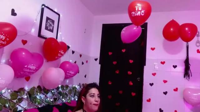 Image 6 of clarckbonnybigass Stream on Chaturbate on 14 months ago