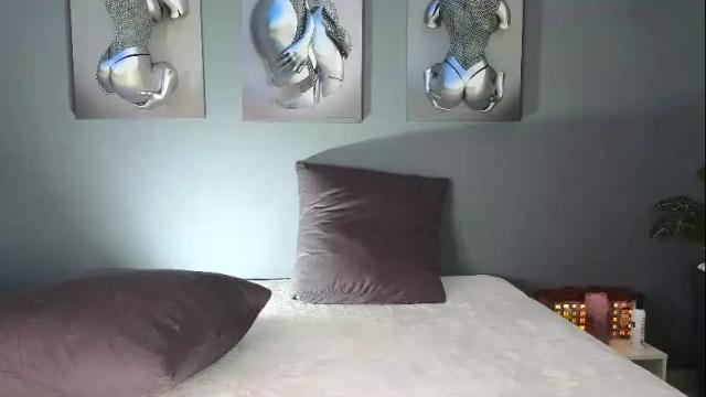 Image 4 of clarewoods Stream on Chaturbate on 6 days ago