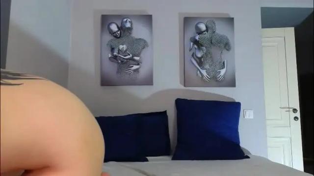Image 2 of clarewoods Stream on Chaturbate on 22 days ago