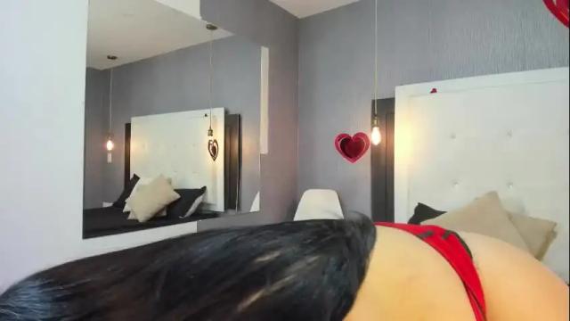 Image 6 of clarigil Stream on Chaturbate on 1 month ago