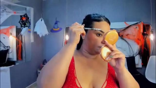 Image 6 of clarigil Stream on Chaturbate on 10 days ago