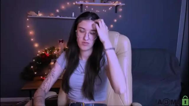 Image 8 of clarisa_dark Stream on Chaturbate on 19 months ago