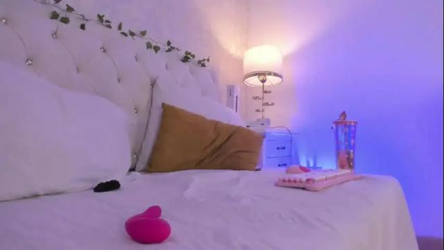Image 12 of clarisse28 Stream on Chaturbate on 10 hours ago