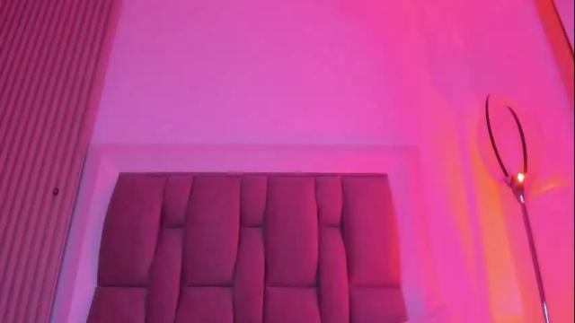 Image 3 of clarisse28 Stream on Chaturbate on 23 days ago