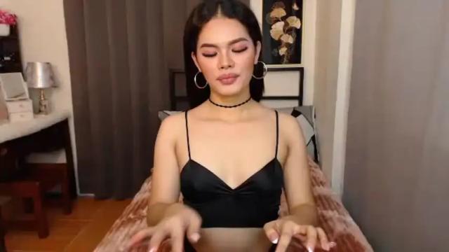Image 4 of classy_maika Stream on Chaturbate on 1 month ago