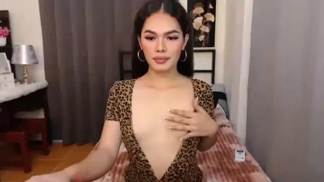 Image 3 of classy_maika Stream on Chaturbate on 1 month ago