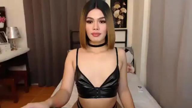 Image 4 of classy_maika Stream on Chaturbate on 22 days ago