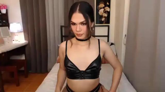 Image 4 of classy_maika Stream on Chaturbate on 4 months ago