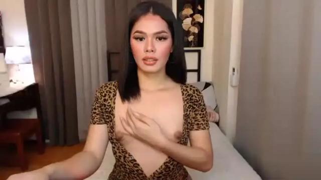 Image 4 of classy_maika Stream on Chaturbate on 1 month ago