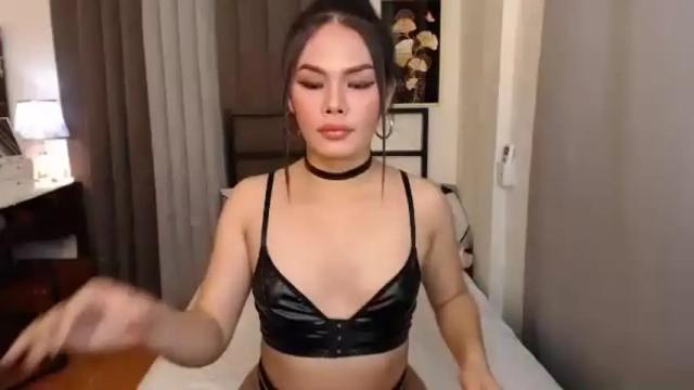 Image 12 of classy_maika Stream on Chaturbate on 19 days ago