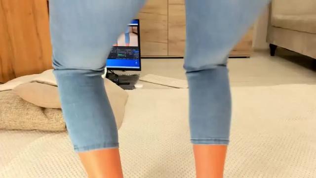 Image 10 of classy_medeeea Stream on Chaturbate on 18 days ago