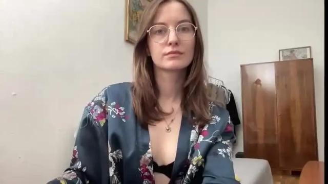 Image 10 of classyandgirly Stream on Chaturbate on 19 days ago