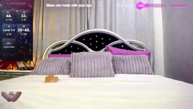 Image 3 of classybarbyx Stream on Chaturbate on 13 months ago