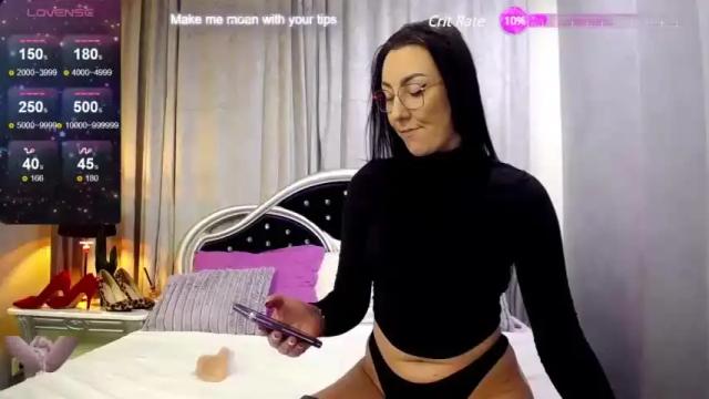 Image 7 of classybarbyx Stream on Chaturbate on 13 months ago