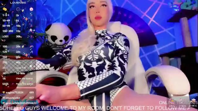 Image 3 of claudia_cooper Stream on Chaturbate on 20 days ago