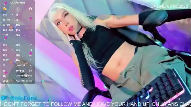 Image 6 of claudia_cooper Stream on Chaturbate on 2 months ago