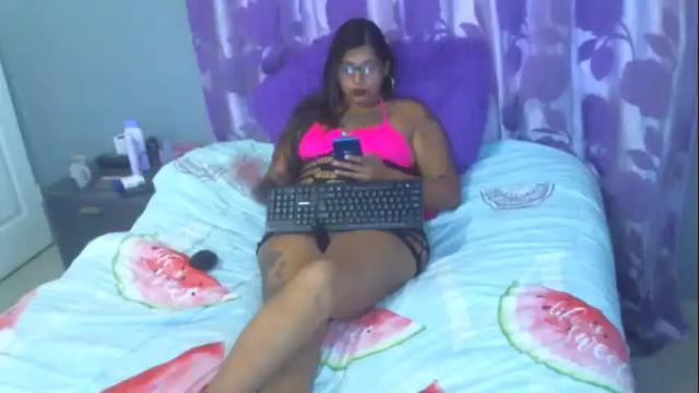 Image 4 of claudine_valencia Stream on Chaturbate on 2 months ago