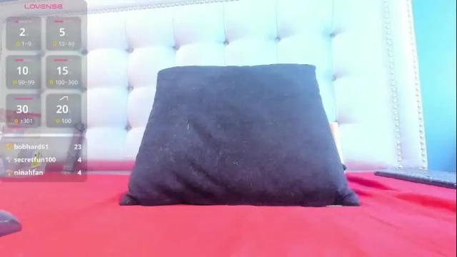 Image 3 of claudyowen Stream on Chaturbate on 24 days ago