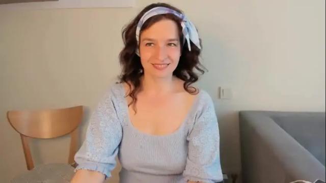 Image 6 of clearangel Stream on Chaturbate on 27 days ago