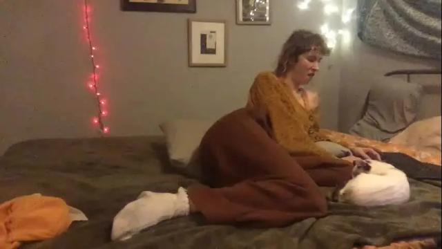 Image 12 of clementinelovesrex Stream on Chaturbate on 16 months ago