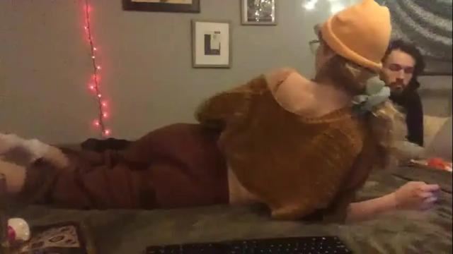 Image 3 of clementinelovesrex Stream on Chaturbate on 16 months ago
