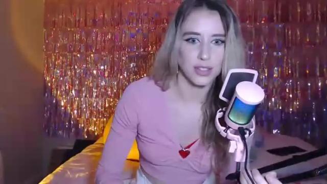 Thumbnail 1, clemetinescuties's Stream at Chaturbate, 16 months ago