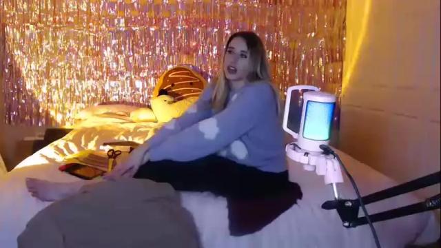 Thumbnail 2, clemetinescuties's Stream at Chaturbate, 16 months ago