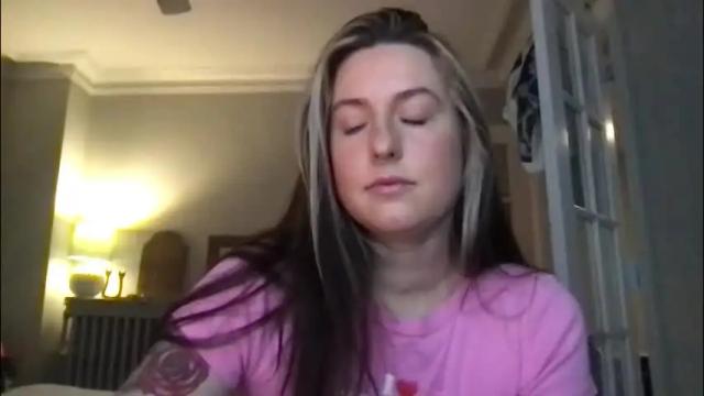 Image 2 of clemmy6699 Stream on Chaturbate on 1 month ago