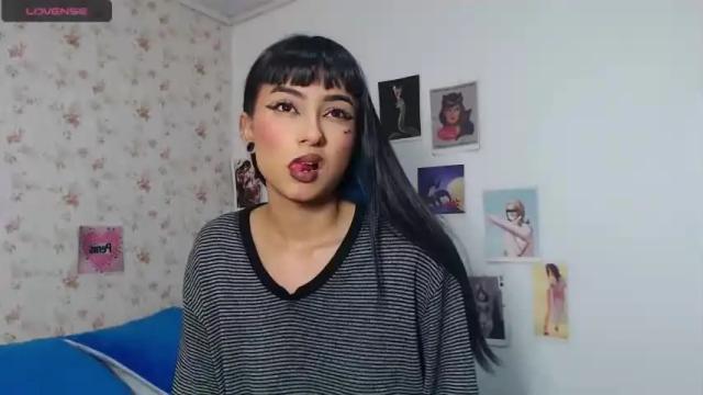 Image 2 of cleo_campbell Stream on Chaturbate on 18 months ago