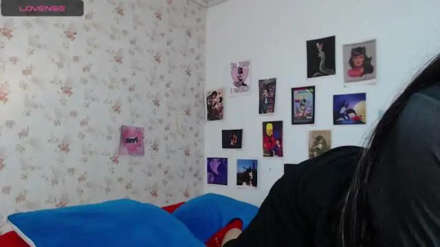Image 2 of cleo_campbell Stream on Chaturbate on 18 months ago