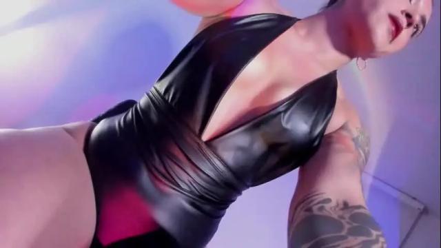 Image 4 of cleo_dblue Stream on Chaturbate on 2 months ago