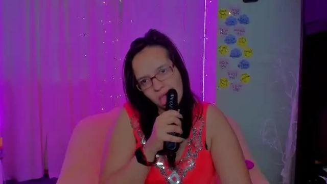 Image 12 of cleo_rood_ Stream on Chaturbate on 19 months ago