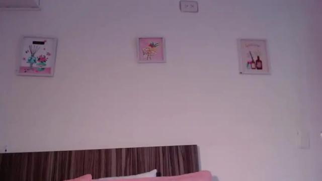 Image 3 of cleobasett Stream on Chaturbate on 14 months ago