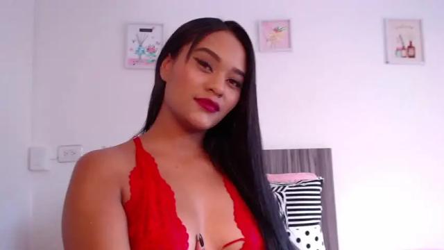 Image 2 of cleobasett Stream on Chaturbate on 13 months ago