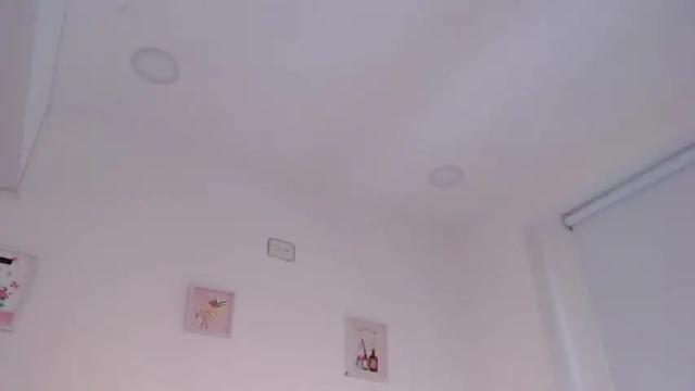 Image 10 of cleobasett Stream on Chaturbate on 13 months ago