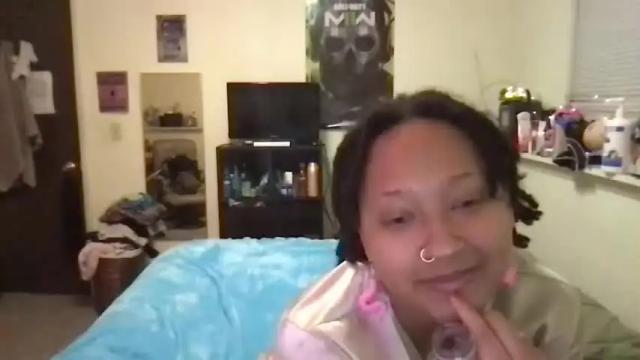 Image 3 of clioenchants Stream on Chaturbate on 17 months ago