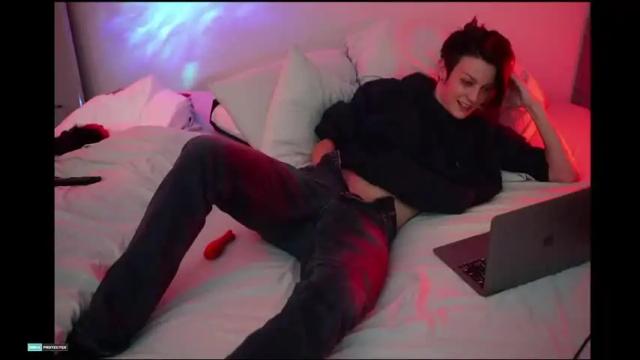 Thumbnail 1, clit_dicks's Stream at Chaturbate, 15 months ago