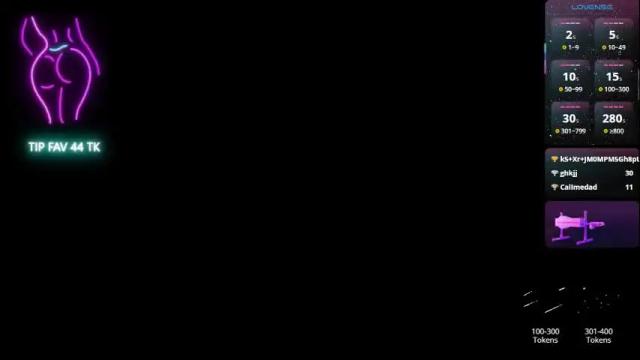 Image 12 of cloe_25 Stream on Chaturbate on 1 month ago