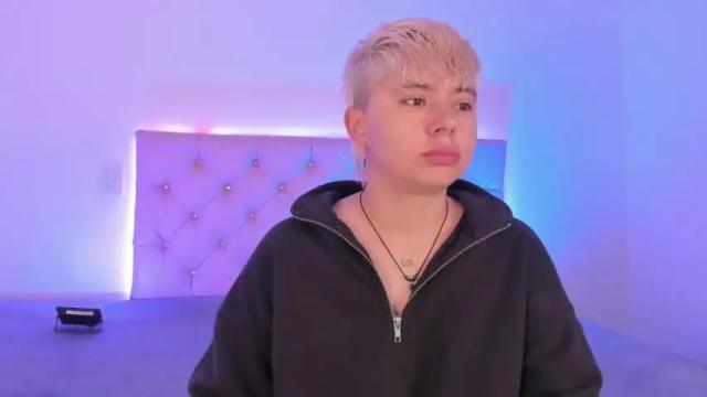 Thumbnail 1, cloe_444's Stream at Chaturbate, 19 months ago