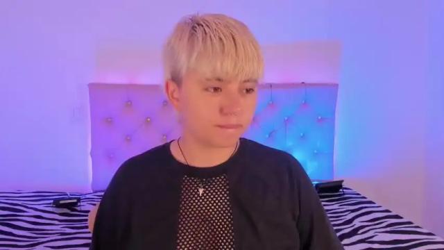 Thumbnail 2, cloe_444's Stream at Chaturbate, 19 months ago