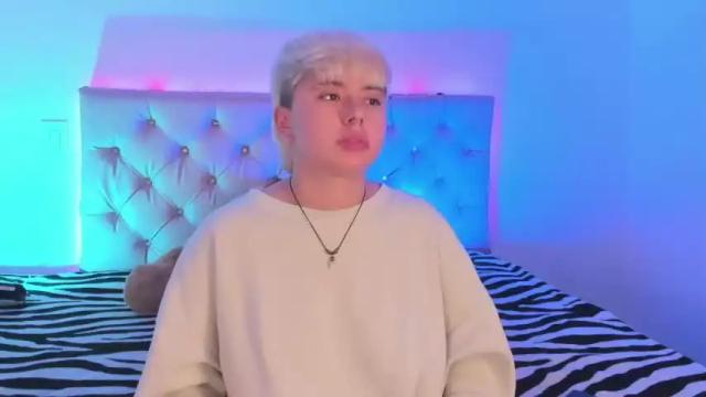 Thumbnail 2, cloe_444's Stream at Chaturbate, 19 months ago