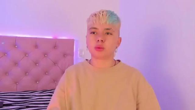 Thumbnail 2, cloe_444's Stream at Chaturbate, 18 months ago