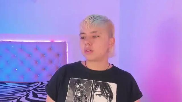 Image 2 of cloe_444 Stream on Chaturbate on 18 months ago